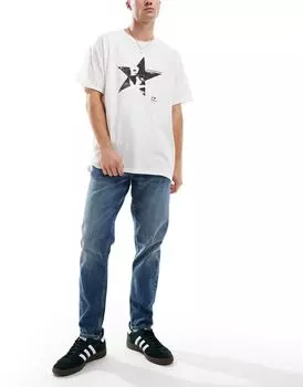 ASOS DESIGN - Светло-голубые зауженные джинсы стрейч с эффектом потертости