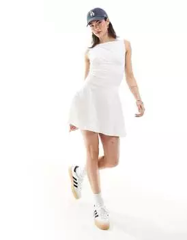 ASOS DESIGN – теннисное платье цвета слоновой кости с глубоким вырезом