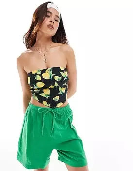 ASOS DESIGN – Топ-бандо и низ с V-образным вырезом и фруктовым узором