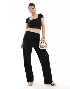 ASOS DESIGN – Укороченная черная футболка с кружевным краем