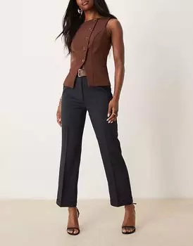 ASOS DESIGN узкие прямые брюки с поясом темно-синего цвета
