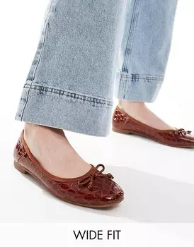 ASOS DESIGN Wide Fit – Lullaby – Светло-коричневые балетки на плоской подошве под крокодила с бантом, широкий крой