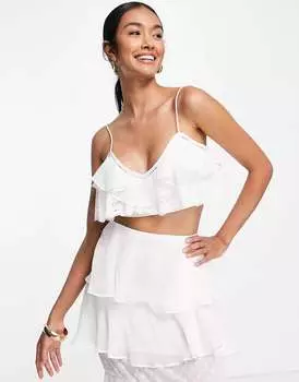 ASOS укороченный топ на бретельках с мягкими рюшами и кружевными вставками цвета слоновой кости