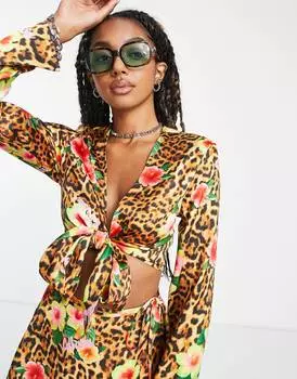 атласная блуза с леопардовым принтом и завязками спереди COLLUSION