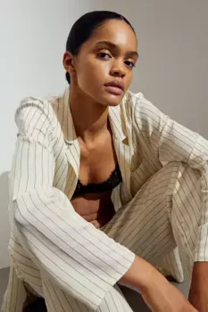 Атласная пижама с рубашкой и низом H&M, бежевый