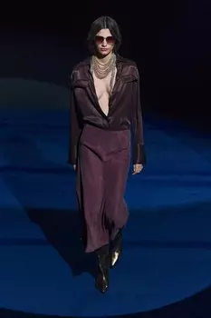 Атласная юбка миди ZARA, цвет aubergine