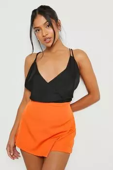 Атласное боди petite с двойными ременками Boohoo, черный
