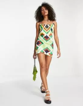 Атласное мини-платье на бретелях с принтом и шарфом в стиле ретро Reclaimed Vintage