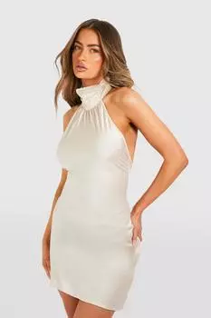 Атласное мини-платье с воротником халтер boohoo, бежевый