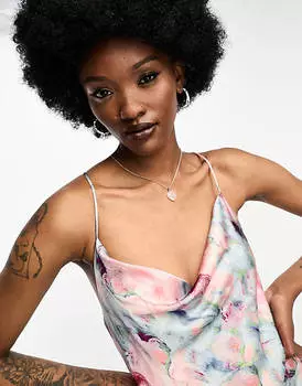 Атласное платье-комбинация миди с размытым розовым акварельным принтом Object Tall