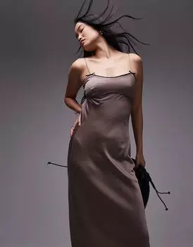 Атласное платье макси с бантом Lee в цвете Taupe Nia