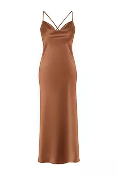 Атласное платье с коричневыми аксессуарами Trendyol, коричневый