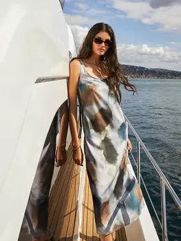 Атласное женское платье с U-образным вырезом и узором на бретельках LCW Vision