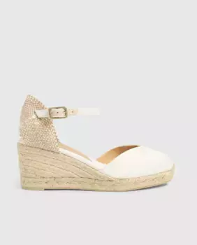 Атласные эспадрильи Chiarita с боковой застежкой-браслетом и металлической пряжкой Castaer, цвет Crudo