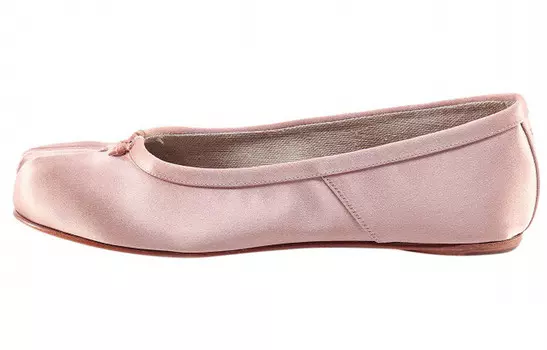 Атласные балетки Tabi Powder Pink женские Maison Margiela