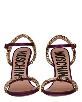 Атласные босоножки на каблуке с кристаллами и логотипом Moschino, цвет Raspberry