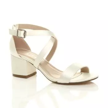 Атласные босоножки на каблуке со скрещенными ремешками на среднем блоке и каблуке AJVANI, белый