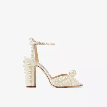Атласные босоножки на платформе Sacaria 100 с жемчугом Jimmy Choo, белый
