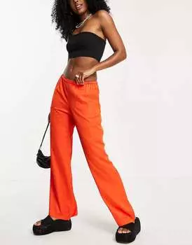 Атласные брюки из смесового полиэстера Weekday красного цвета - RED