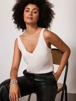 Атласный топ на бретельках Mint Velvet, крем