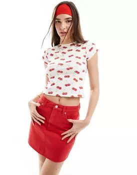 Ажурная футболка цвета вишни ASOS DESIGN