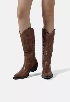 Байкерские сапоги Queen Helena