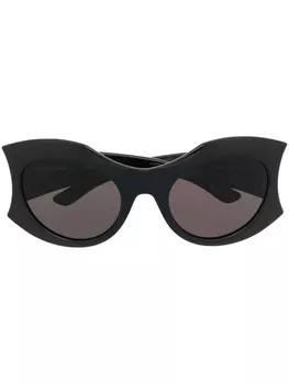 Balenciaga Eyewear солнцезащитные очки Hourglass в оправе 'кошачий глаз', черный