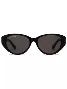 Balenciaga Eyewear солнцезащитные очки Twist в оправе 'кошачий глаз', черный