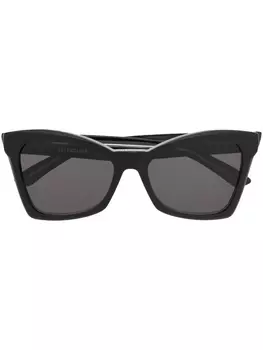 Balenciaga Eyewear солнцезащитные очки в оправе 'бабочка', черный