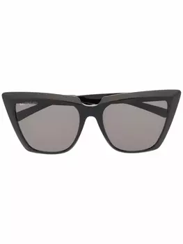 Balenciaga Eyewear солнцезащитные очки в оправе 'кошачий глаз', черный