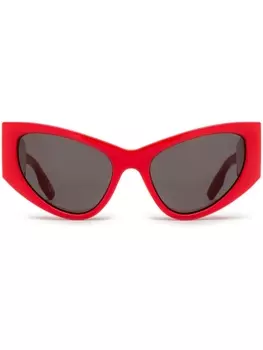 Balenciaga Eyewear солнцезащитные очки в оправе 'кошачий глаз', красный