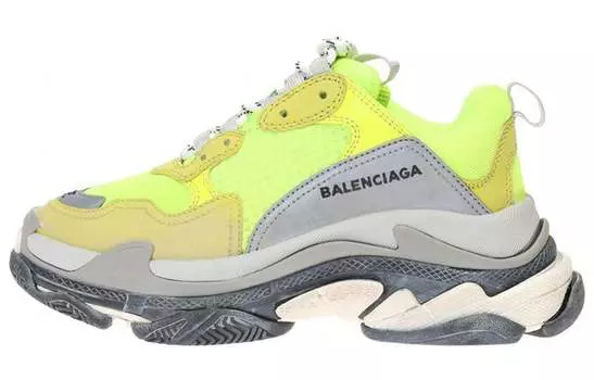 Balenciaga Массивные кроссовки Triple S Женские