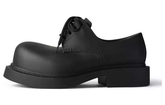 Туфли женские Balenciaga, черный