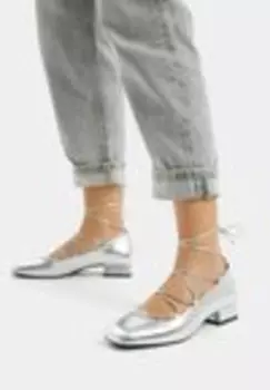 Балетки Bershka, серебряный