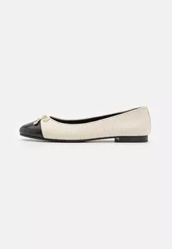 Балетки Cap Toe Tory Burch, цвет light cream/perfect black