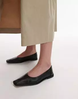 Балетки Casey из высококачественной кожи с квадратным носком и сборками черного цвета Topshop