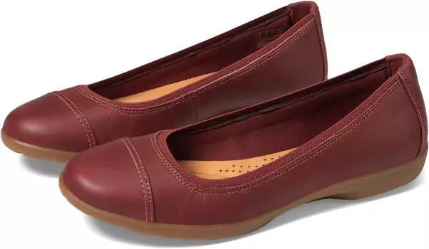 Балетки Clarks Meadow Opal, цвет Chestnut Leather
