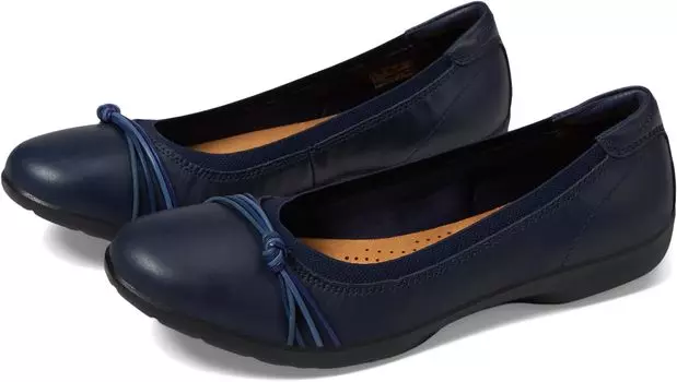 Балетки Clarks Meadow Rae, цвет Navy Leather