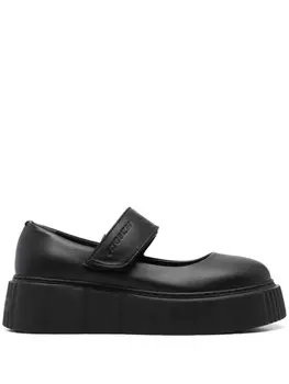 Балетки с тисненым логотипом Inuikii, черный