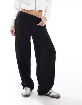 Balloon Jogger в черном цвете Stradivarius