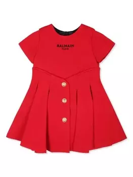 Balmain Kids комплект из плиссированного платья с вышитым логотипом и шортиков, красный