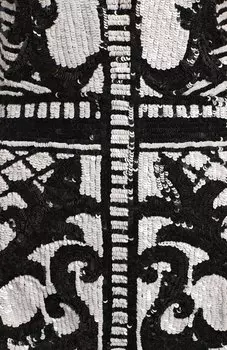 Balmain Женское черно-белое платье приталенного силуэта с пайетками и длинными рукавами