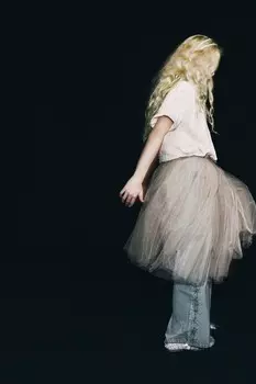Бархатная футболка с бусинами ZARA, экрю
