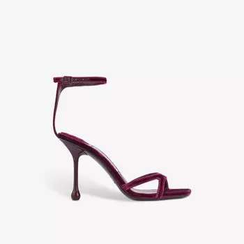Бархатные босоножки Ixia 95 на каблуке с вырезами Jimmy Choo, цвет boysenberry