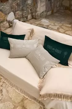 Бархатный чехол на подушку H&M, 40x60 см, желтый