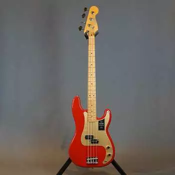 Бас-гитара Fender 50's Vintera Precision с кленовым грифом Dakota Red 50's Vintera Precision Bass Guitar Maple Fingerboard Dakota Red