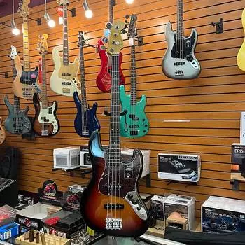 Бас-гитара Fender American Professional II Jazz Bass