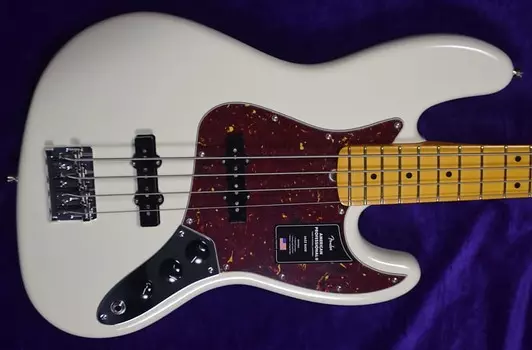 Бас-гитара Fender American Professional II Jazz Bass, олимпийский белый/клен