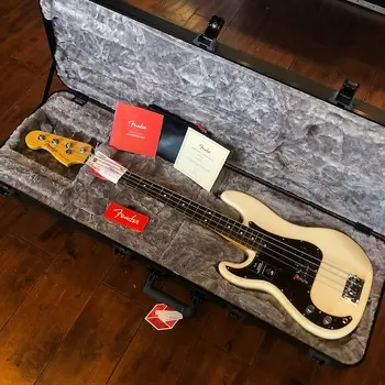 Бас-гитара Fender American Professional II Precision Bass для левшей RW Olympic White 8 фунтов, 10 унций US210029200 American Professional II Precision Bass Left-Handed RW
