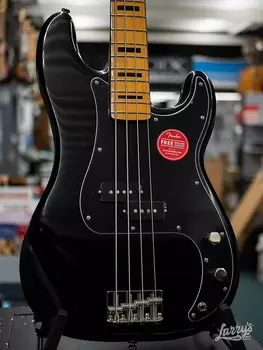 Бас-гитара Squier Classic Vibe '70s Precision Bass — черный